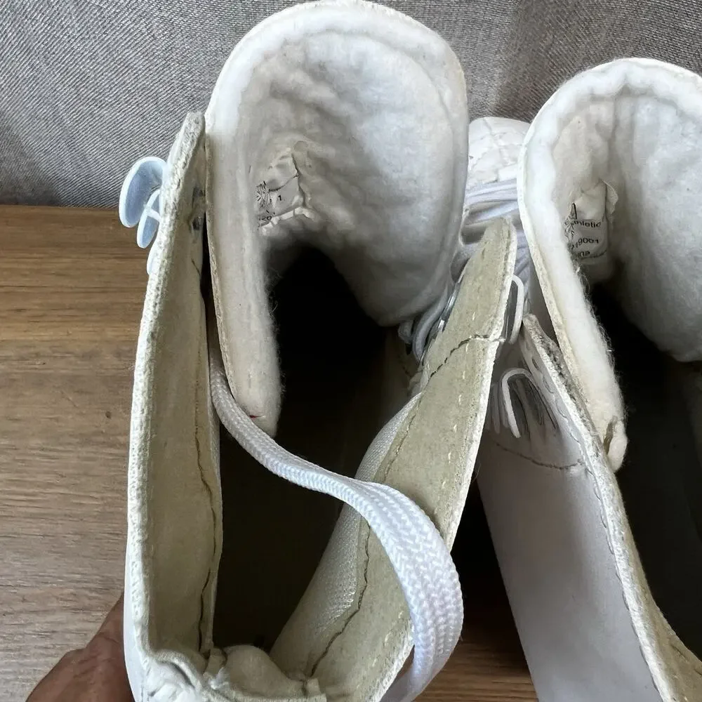 American Athletic Tricot-lined Women's Ice Skates Sz 6 Lightly Used EU 36-37